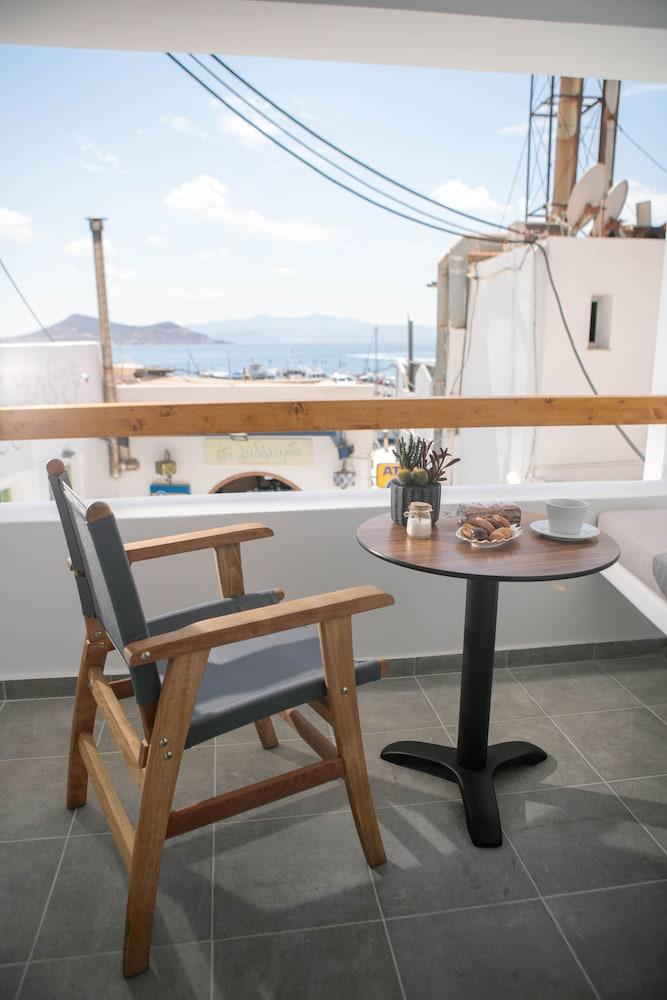 Kissos Luxury Suites Naxos City Exterior photo